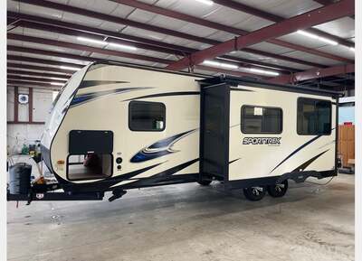 2017 Venture RV SportTrek 270VBH