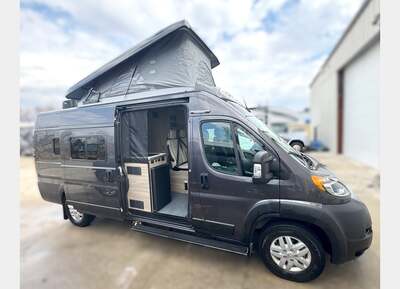 2022 Winnebago Solis 59PX