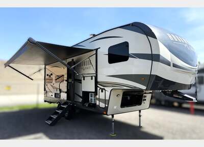 Forest River Rockwood Ultra Lite 2622RK