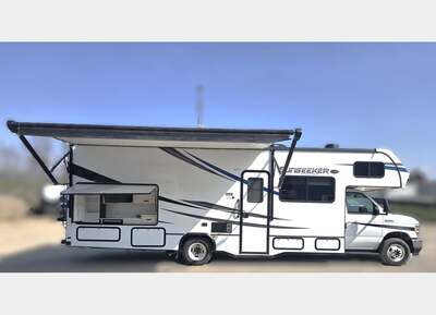 2022 Forest River Sunseeker 2860