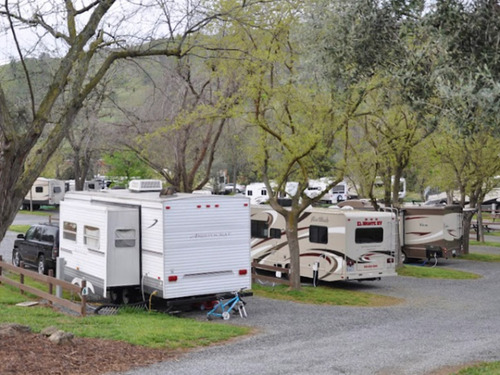 Lemon Cove Village RV Park – Lemon Cove, CA | Go Camping America